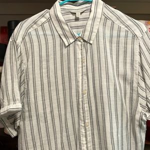 Women’s Lucky Brand short sleeve shirt worn once